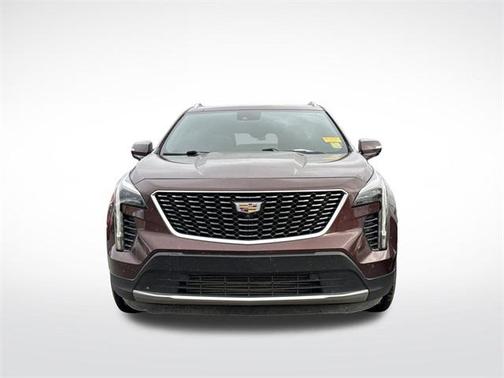 2022 Cadillac XT4 Premium Luxury