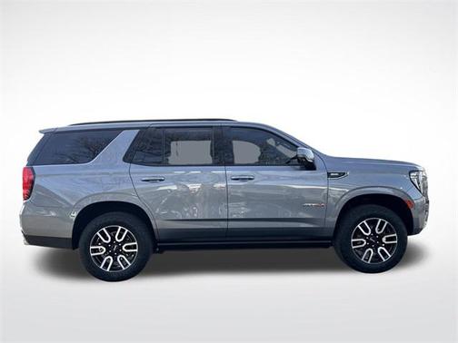 2022 GMC Yukon 4WD AT4