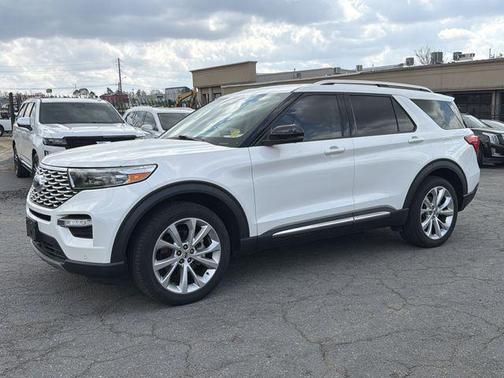 STAR WHITE MET TRI-COAT 2022 Ford Explorer Platinum
