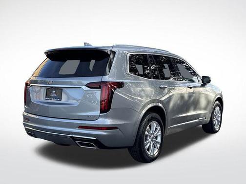 2025 Cadillac XT6 Luxury FWD