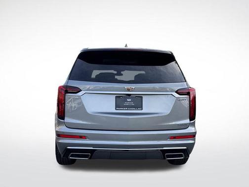 2025 Cadillac XT6 Luxury FWD