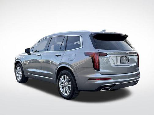 2025 Cadillac XT6 Luxury FWD