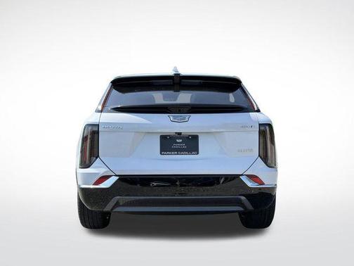 Vibrant White Tricoat 2026 Cadillac OPTIQ Luxury