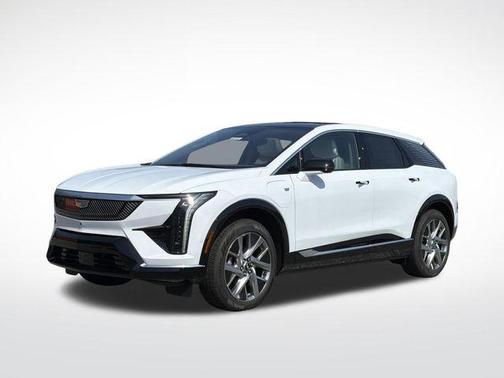 Vibrant White Tricoat 2026 Cadillac OPTIQ Luxury