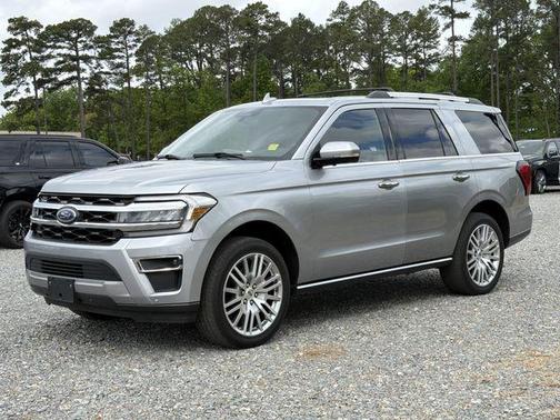 ICONIC SILVER METALLIC 2024 Ford Expedition Limited