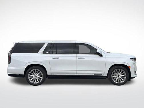 Crystal White Tricoat 2024 Cadillac Escalade ESV Premium Luxury