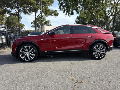 2024 Cadillac LYRIQ Luxury