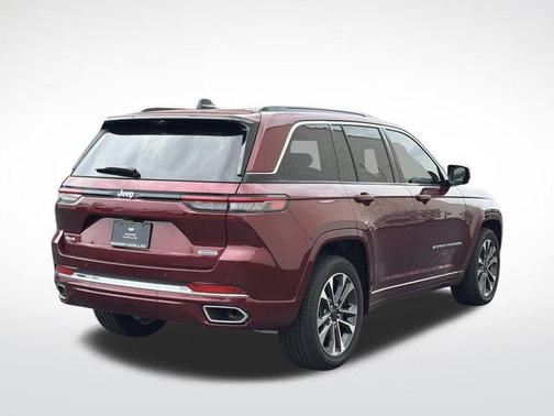 Velvet Red Pearlcoat 2025 Jeep Grand Cherokee Overland