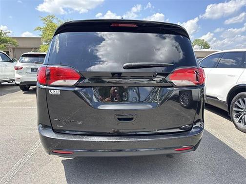 2020 Chrysler Pacifica Touring-L Plus