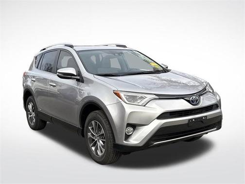 2017 Toyota RAV4 Hybrid XLE