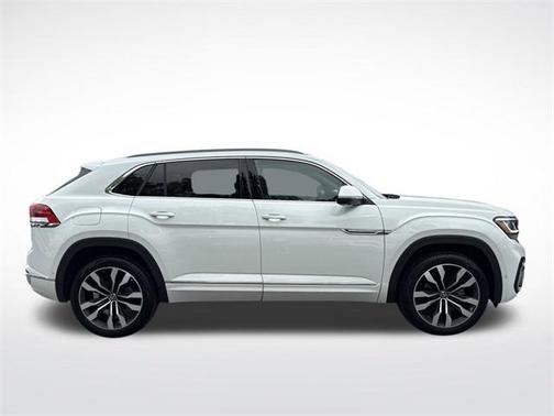 2022 Volkswagen Atlas Cross Sport 3.6L V6 SEL Premium R-Line