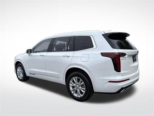 2025 Cadillac XT6 Luxury FWD
