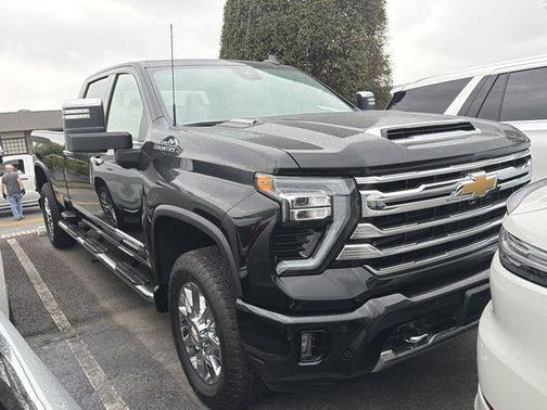 Black 2024 Chevrolet Silverado 2500 High Country
