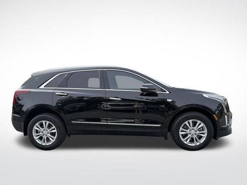 Stellar Black Metallic 2026 Cadillac XT5 Luxury