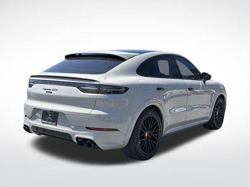Quartzite Grey Metallic 2021 Porsche Cayenne GTS