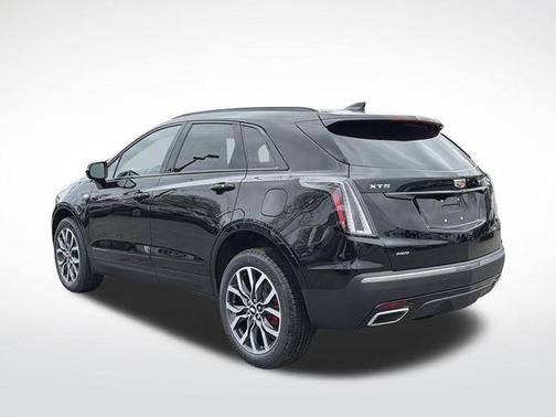 2026 Cadillac XT5 Sport