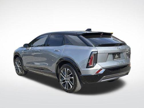 Argent Silver Metallic 2026 Cadillac OPTIQ Sport