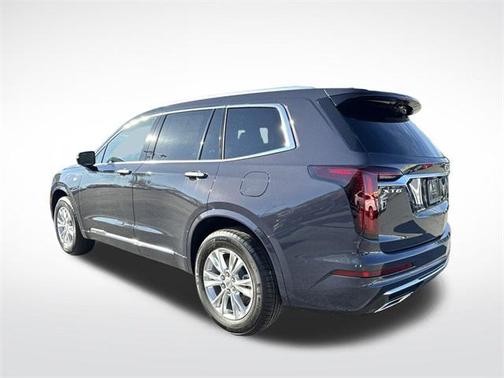 2025 Cadillac XT6 Luxury FWD