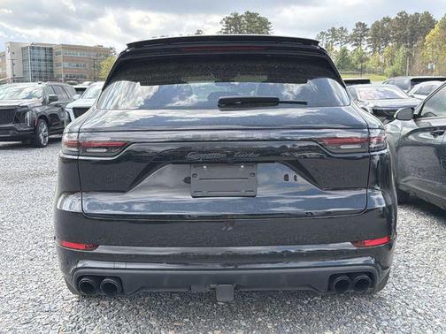 2023 Porsche Cayenne Turbo