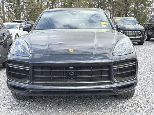 2023 Porsche Cayenne Turbo