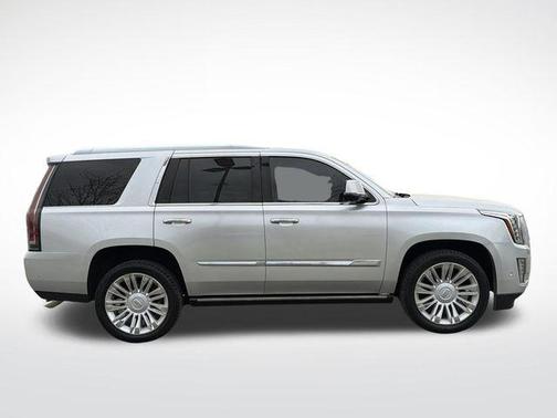 Radiant Silver Metallic 2020 Cadillac Escalade Platinum