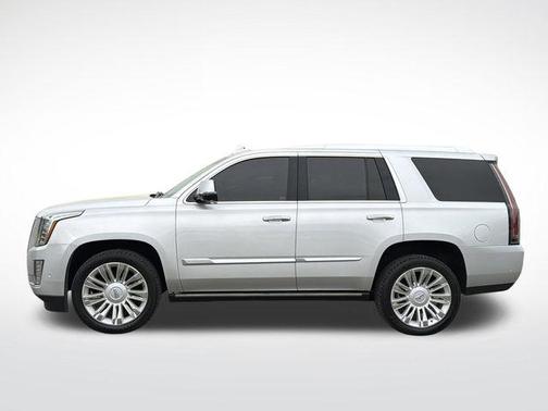 Radiant Silver Metallic 2020 Cadillac Escalade Platinum