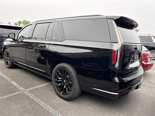 2023 Cadillac Escalade ESV Sport