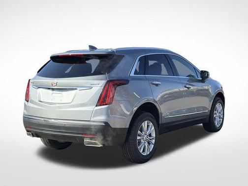 2026 Cadillac XT5 Luxury