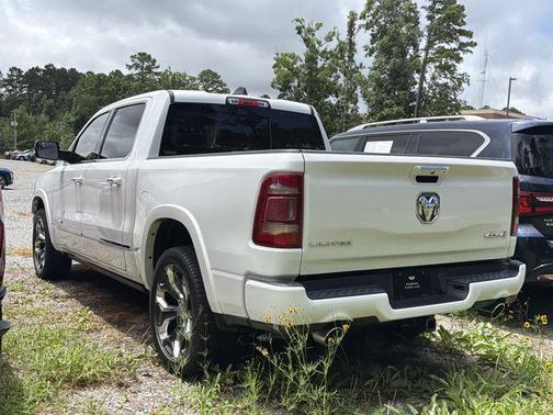 Ivory White Tri-Coat Pearlcoat 2020 RAM 1500 Limited