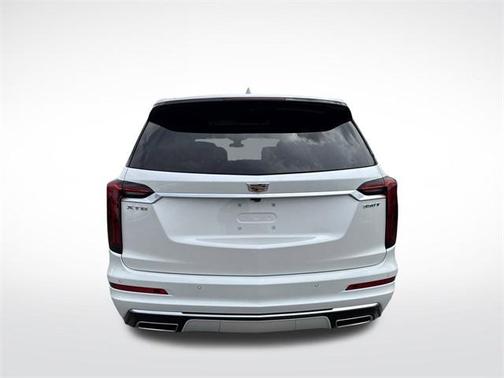 2025 Cadillac XT6 Luxury FWD
