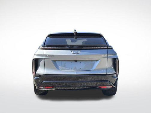Argent Silver Metallic 2024 Cadillac LYRIQ Sport