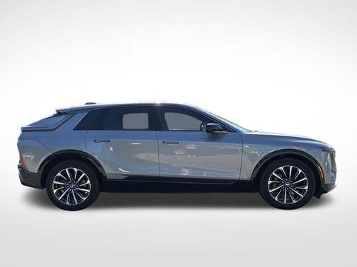 Argent Silver Metallic 2024 Cadillac LYRIQ Sport