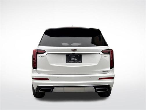 2024 Cadillac XT6 Premium Luxury FWD