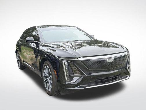 Stellar Black Metallic 2024 Cadillac LYRIQ Sport