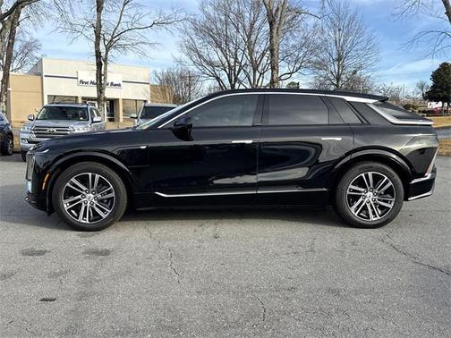 2023 Cadillac LYRIQ Luxury