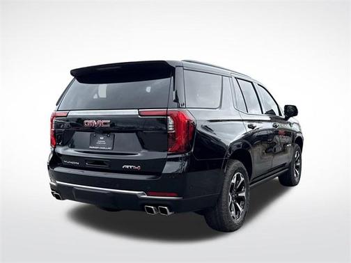 2025 GMC Yukon 4WD AT4