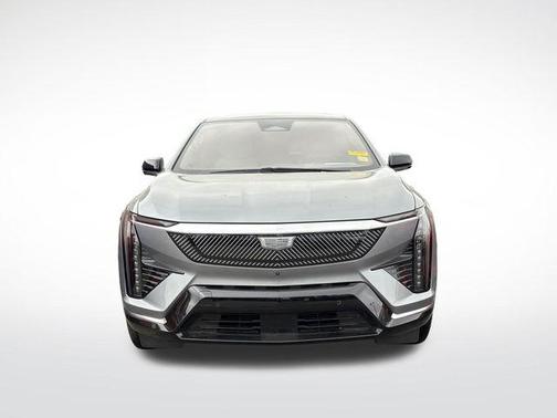 2025 Cadillac OPTIQ Luxury 2 AWD