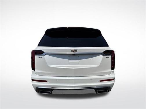 2025 Cadillac XT6 Premium Luxury FWD