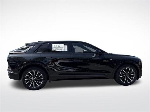 2025 Cadillac LYRIQ Sport