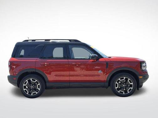 HOT PEPPER RED TC 2022 Ford Bronco Sport Outer Banks