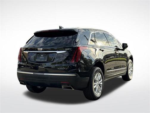 2025 Cadillac XT5 Luxury