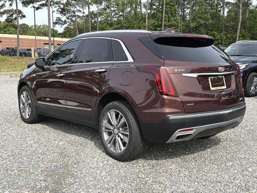 Rosewood Metallic 2022 Cadillac XT5 Premium Luxury