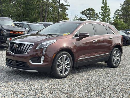 Rosewood Metallic 2022 Cadillac XT5 Premium Luxury
