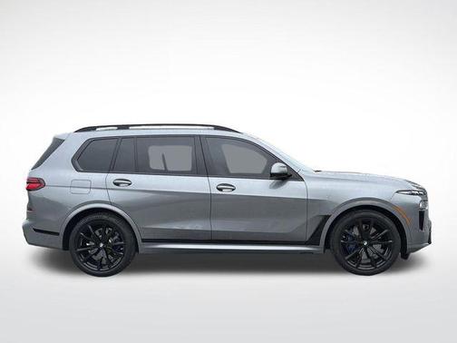 Skyscraper Grey Metallic 2025 BMW X7 xDrive40i