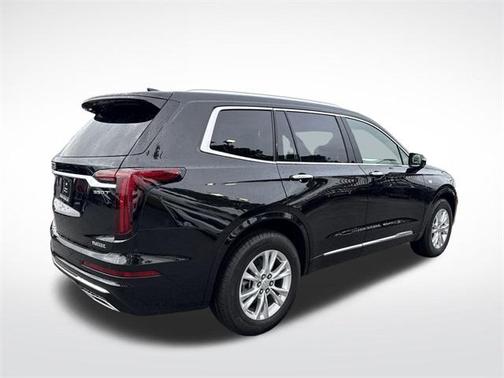 2025 Cadillac XT6 Luxury FWD