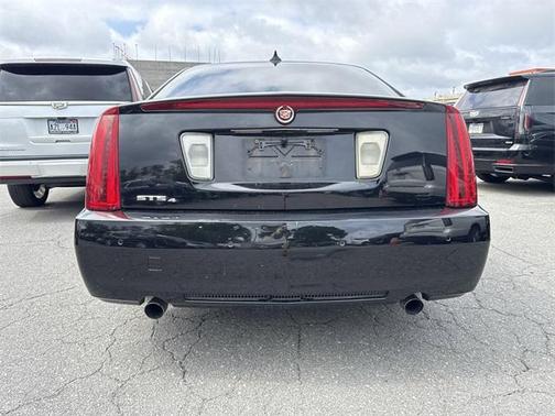 2010 Cadillac STS Luxury