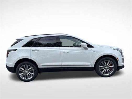 2025 Cadillac XT5 Sport