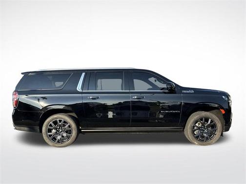 2023 Chevrolet Suburban 4WD High Country