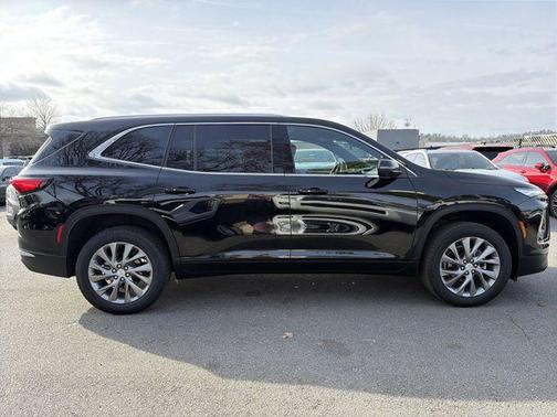 2025 Buick Enclave Preferred FWD