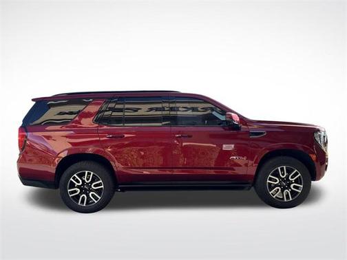 2023 GMC Yukon 4WD AT4